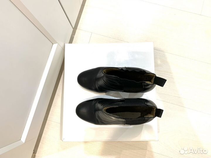 Ботинки Италия 38