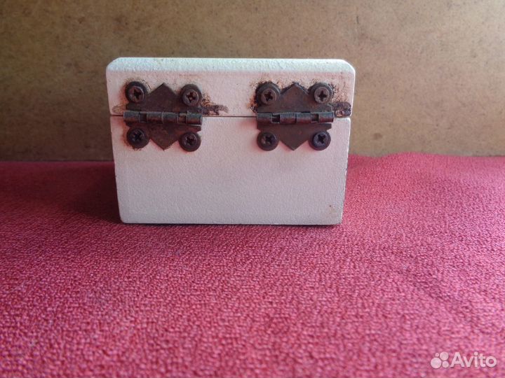 Шкатулка Женская.из дерева с зеркальцем