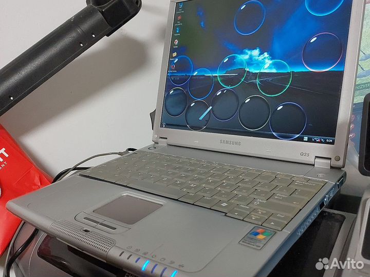 Ноутбук Samsung q25