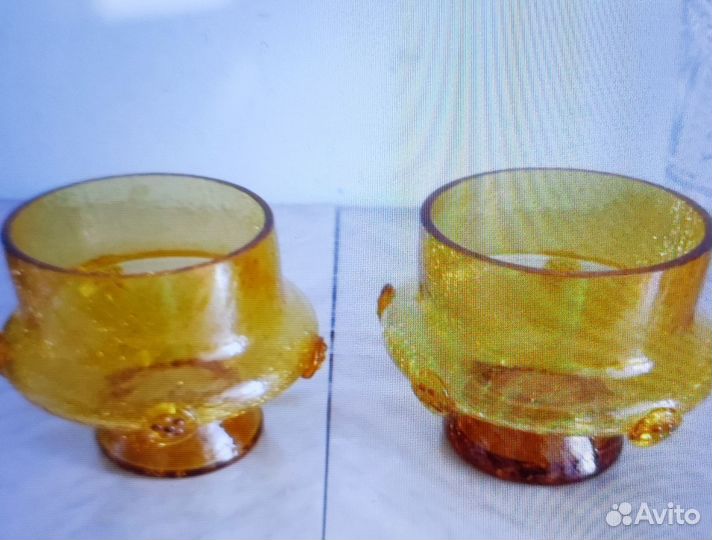 Вазы из цветного стекла для конфет и цветов