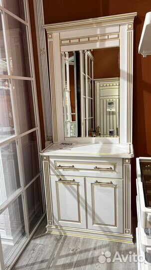 Комод и зеркало yvoire мдф эмаль