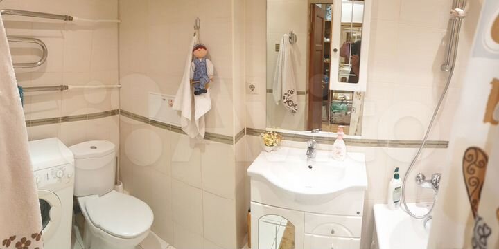 2-к. квартира, 57 м², 2/5 эт.