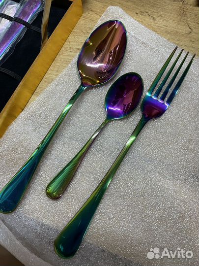 Столовые приборы новые