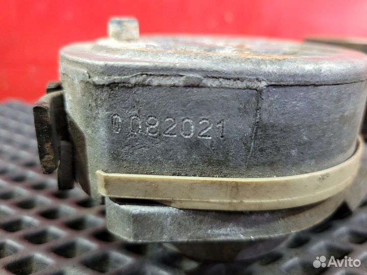 Ролик-натяжитель Renault T, Volvo FH