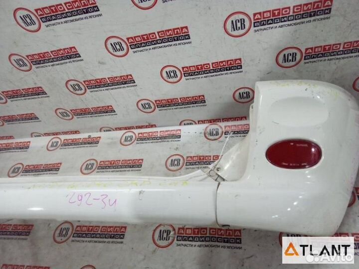 Бампер задний toyota funcargo