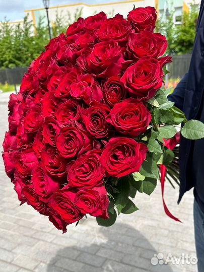 Букет недели Красная роза 51шт.Доставка