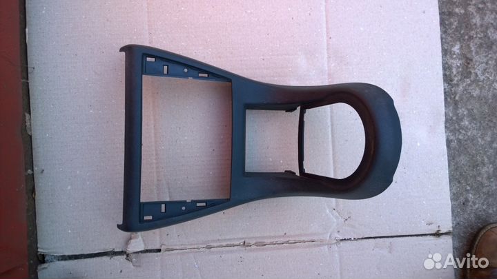 Накладка центральной консоли Peugeot 307