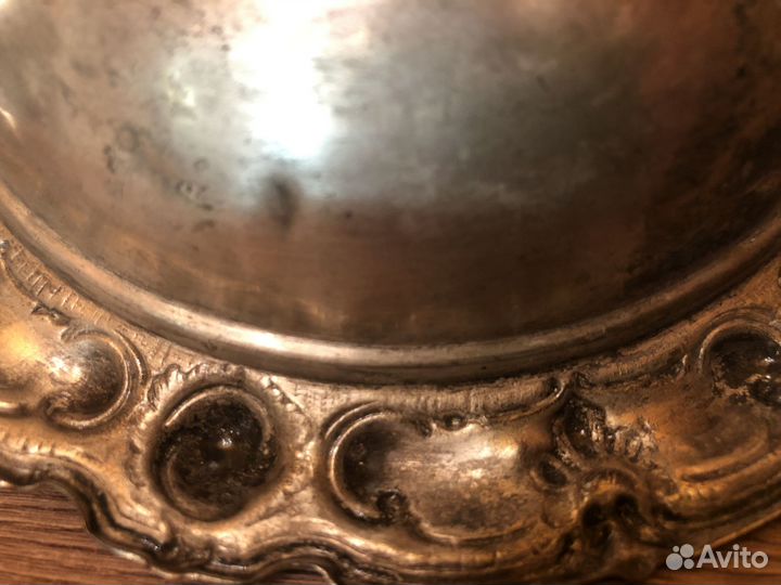 Конфетница на ножке старинная