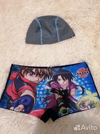Шапочка для купания и трусы