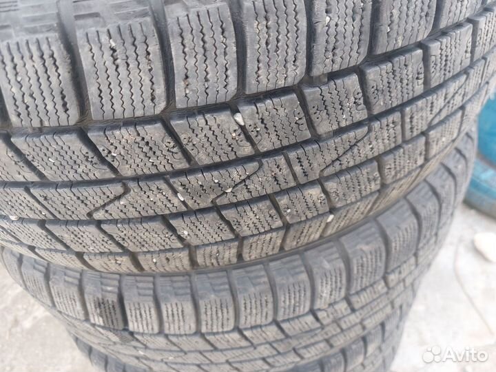 Hankook Winter I'Cept IZ2 205/60 R16