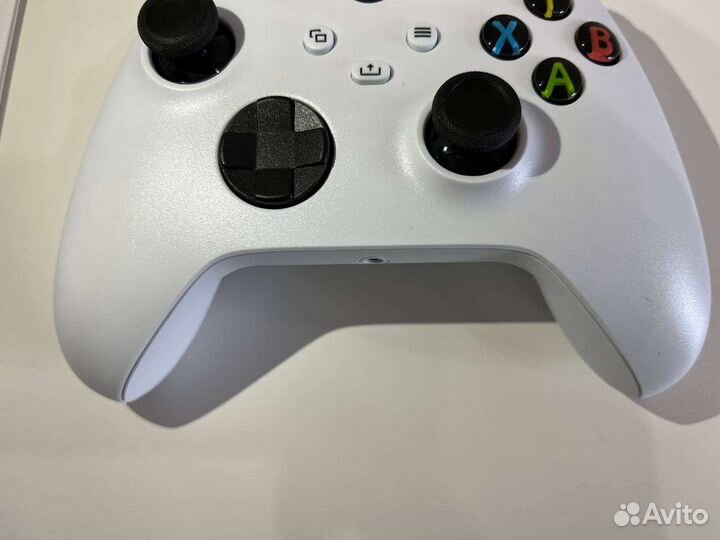 Новые геймпады на Series S X, One S / X