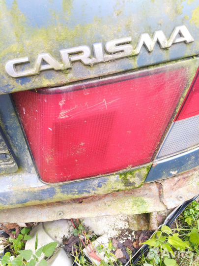 Задние фонари Митсубиси Каризма
