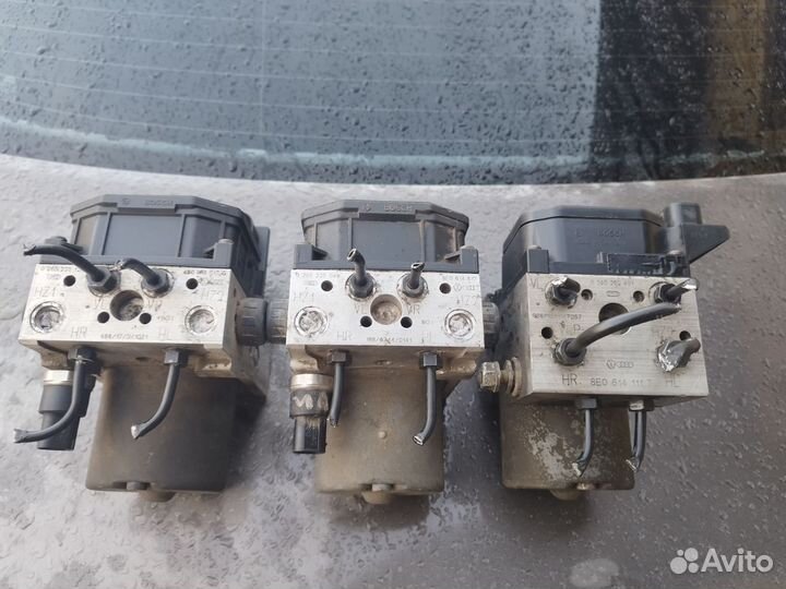 Блок абс Ауди А6С5 4B0614517G