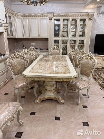 Кухонный стол. Доставка по всей России