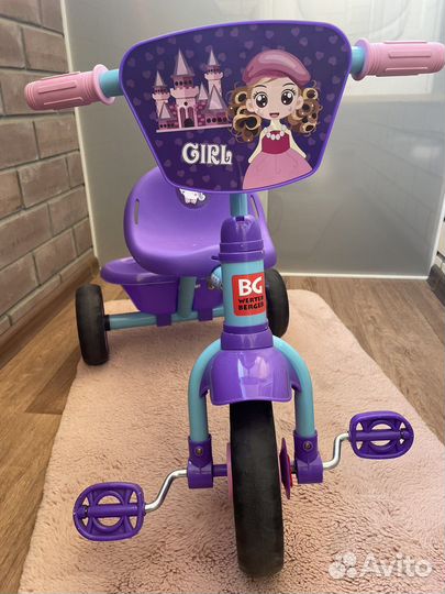 Трехколесный велосипед для девочки