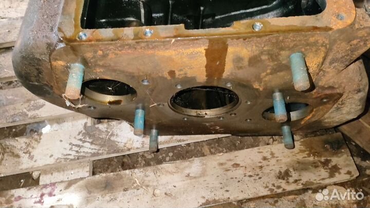 Корпус кпп Eaton FR-16210c