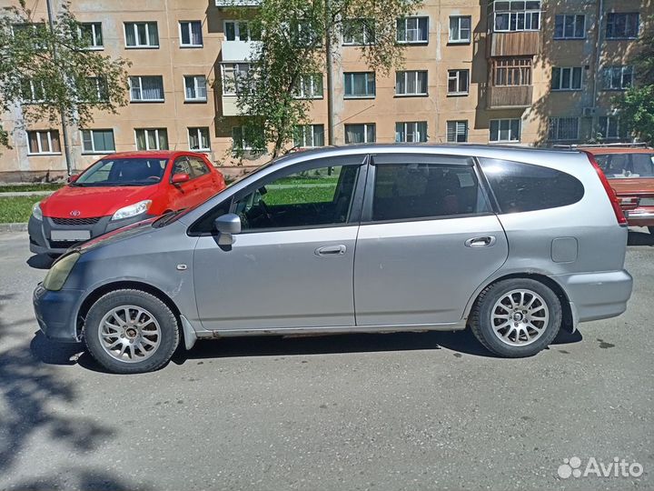 Honda Stream 2.0 AT, 2001, 26 000 км