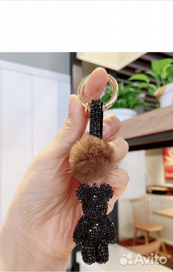 Брелок для ключей или на сумку. Стразы и мех норки