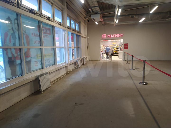 Торговая площадь, 300 м²