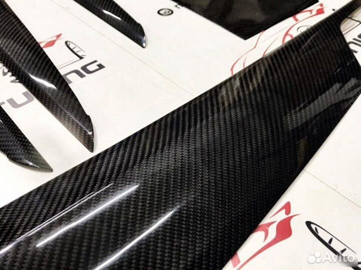 Комплект карбоновых элементов в салон BMW 5 G30