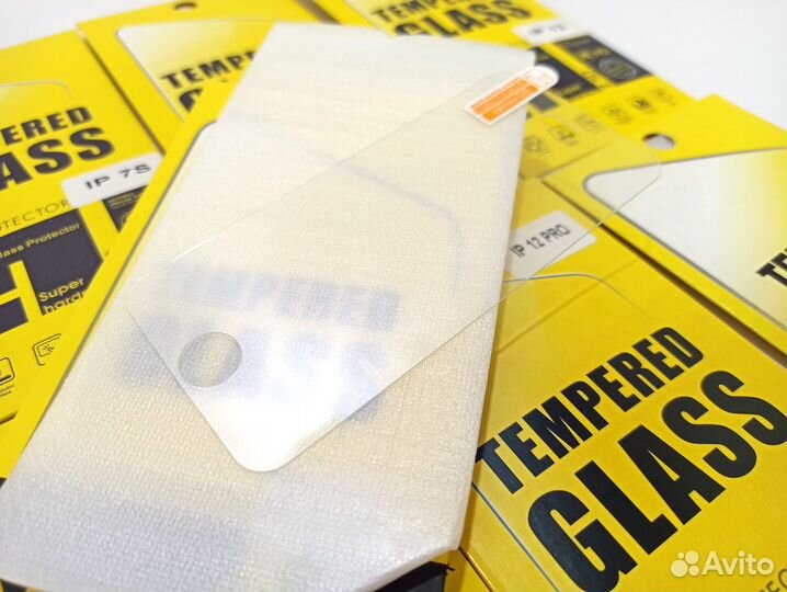 Защитное стекло на iPhone оптом и в розницу
