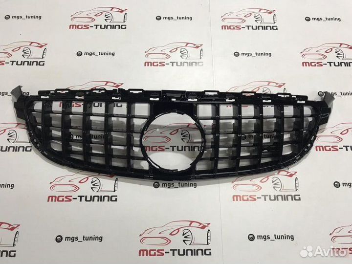 Решетка Mercedes C63AMG W205 GT style black