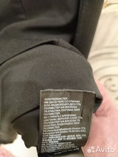 Платье HM чёрная плотное на подкладе миди 46р