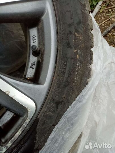 Колеса R17, шиповка на литье