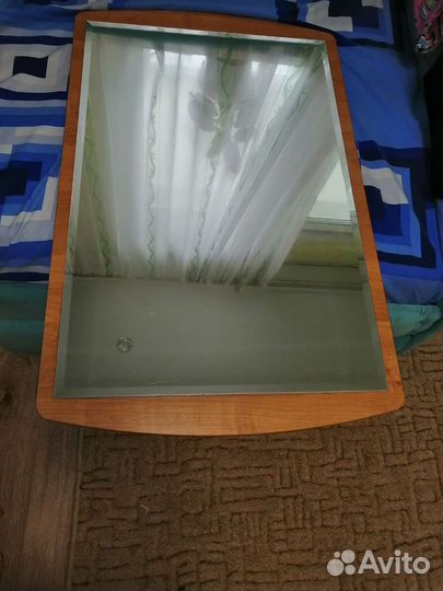 Зеркало настенное