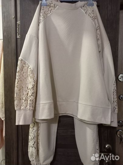 Костюм женский