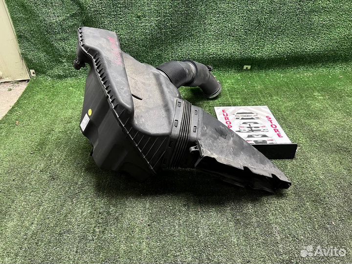 Корпус воздушного фильтра на Audi A6 (C7), 4G5