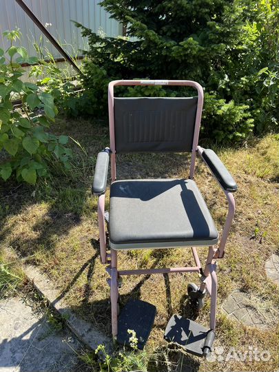Стул кресло на колесиках