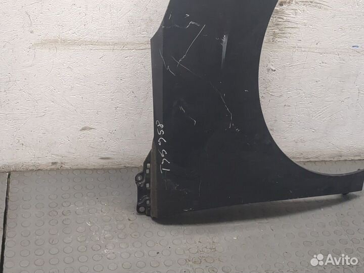 Крыло Peugeot 5008, 2011