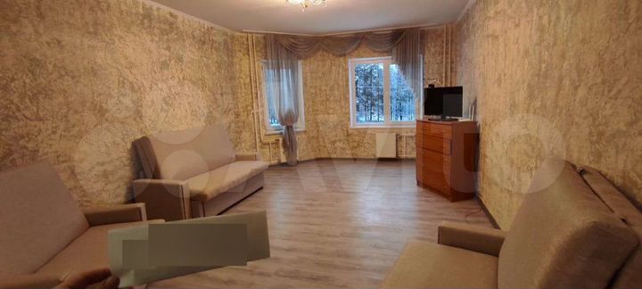 2-к. квартира, 70 м², 2/9 эт.