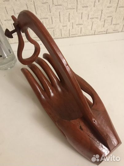 Подставка - ладонь