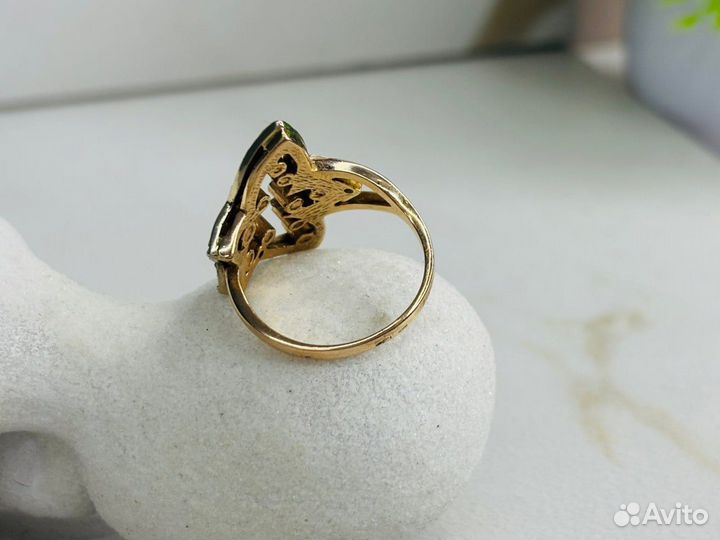 Кольцо золотоеВес: 6,26 гр
