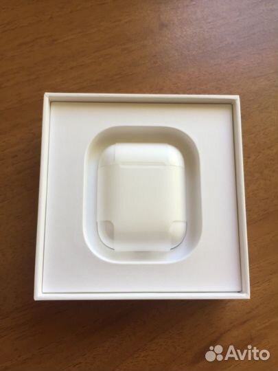 Зарядный кейс для наушников Apple Airpods 1/2