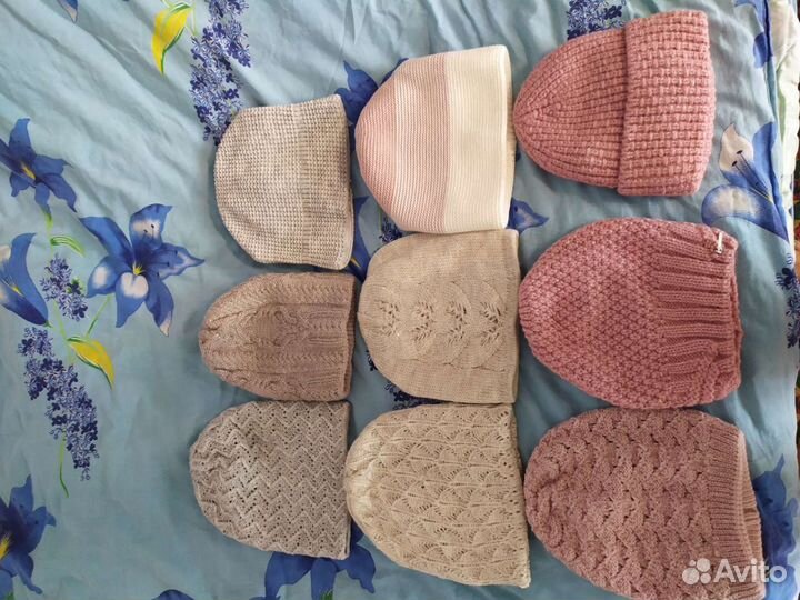 Шапки женские новые