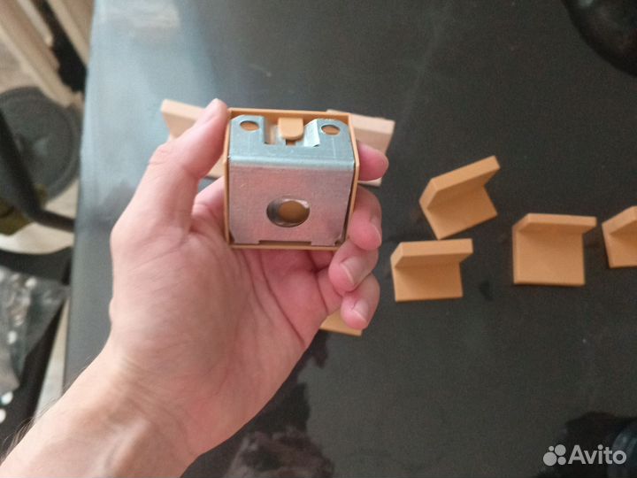 Уголок мебельный