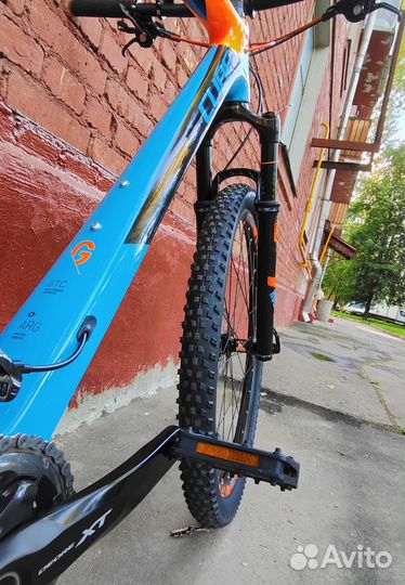 Cube Reaction GTC Race 29 на Осях Rock Shox Reba