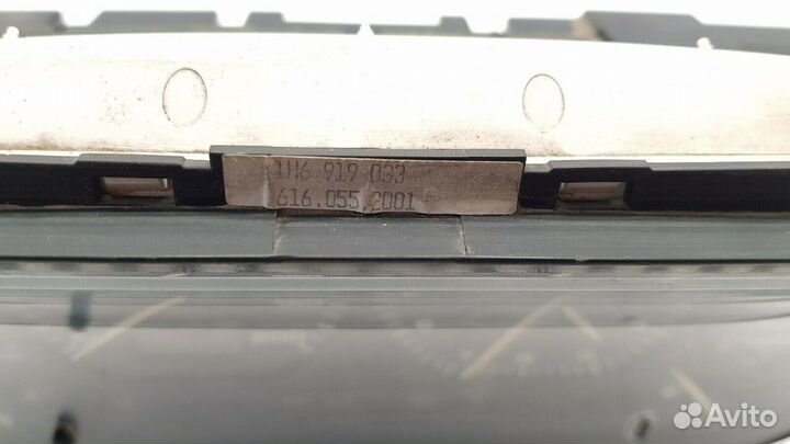 Панель приборов Volkswagen Golf 3