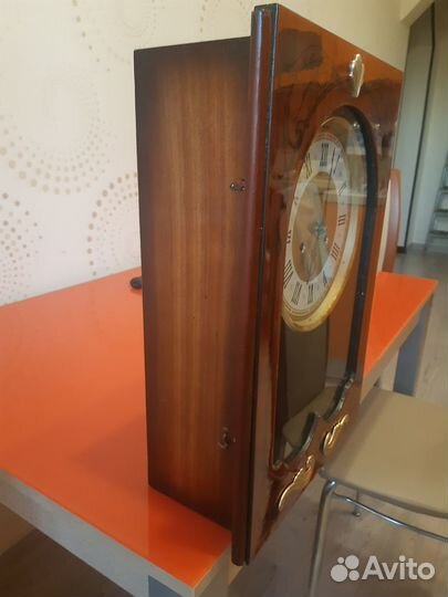 Часы настенные с боем Янтарь очз винтаж СССР