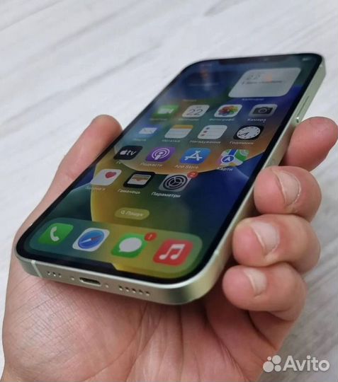 iPhone 12, 64 ГБ