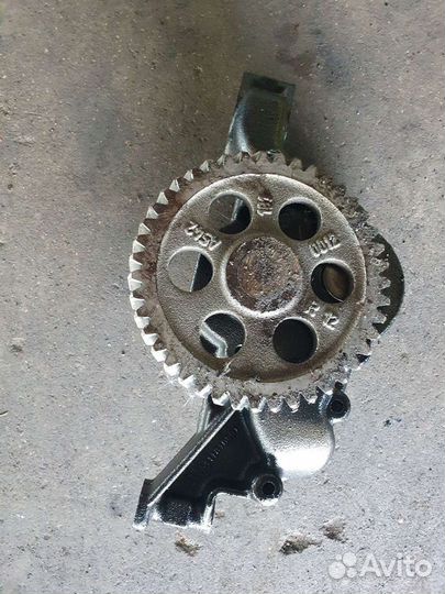 Насос масляный Mercedes actros