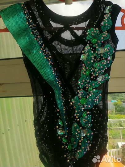 Купальник для художественной гимнастики