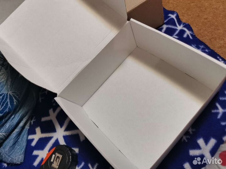 Коробка для упаковки подарка