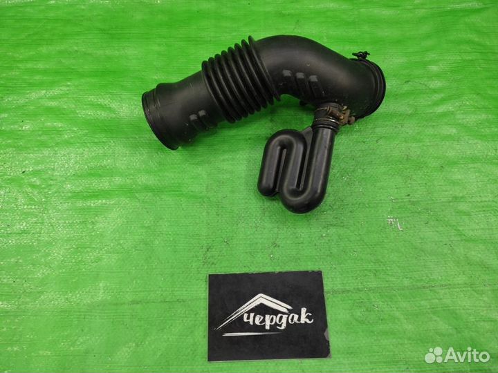 Патрубок возд фильтра + резонатор Sportage/Tucson