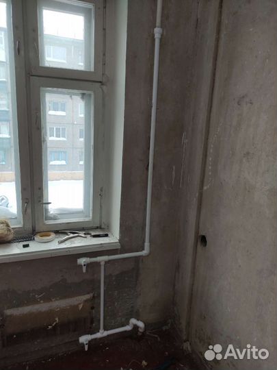 Слесарь сантехник