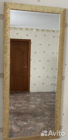 Зеркало настенное