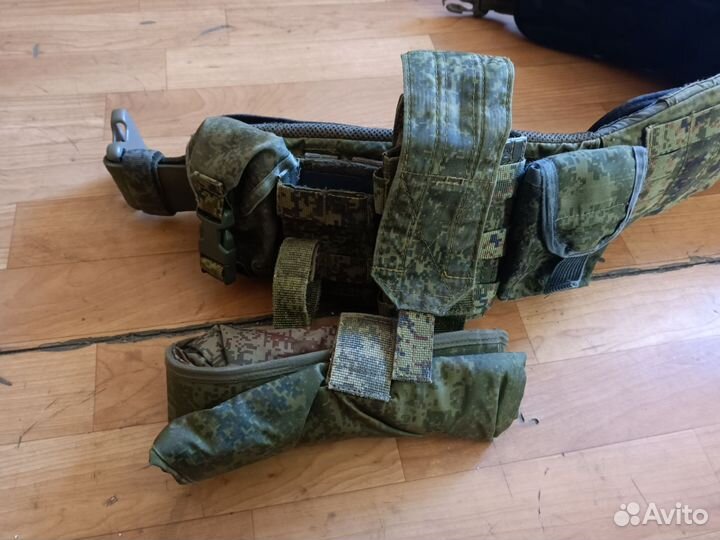 Пояс R-carbid emp с капами и подсумками